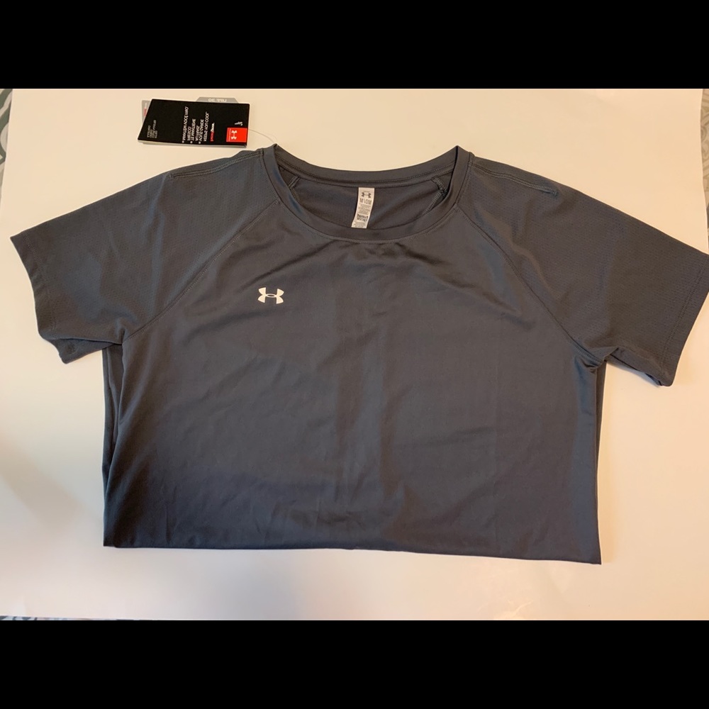 Women’s under amour T-shirt